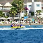 Eles Hotel 3*
