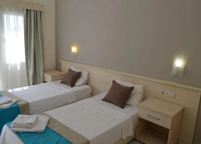 Eles 3* אקיארלר